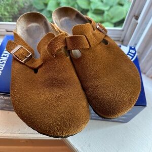 Birkenstock Boston in Mink, Normal Width Size 40